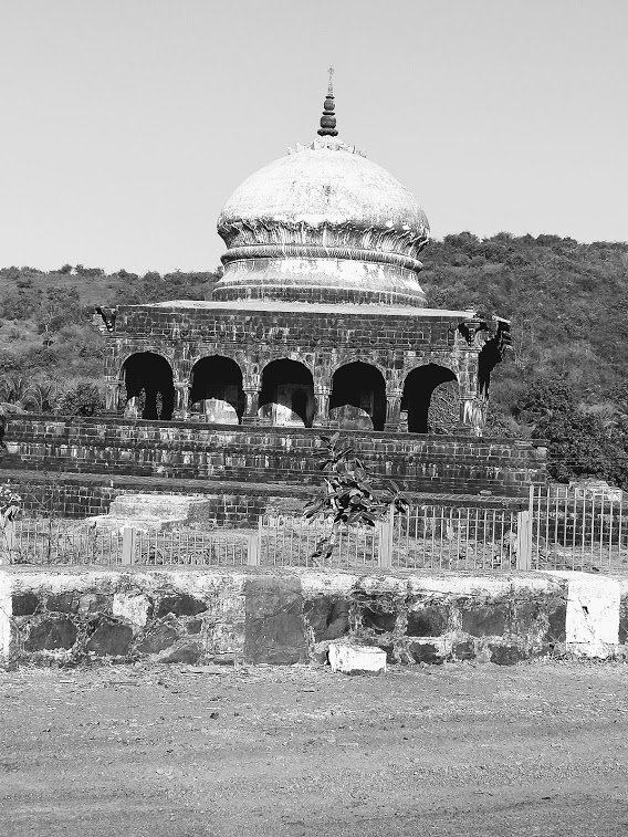 Harishchandragad Fort